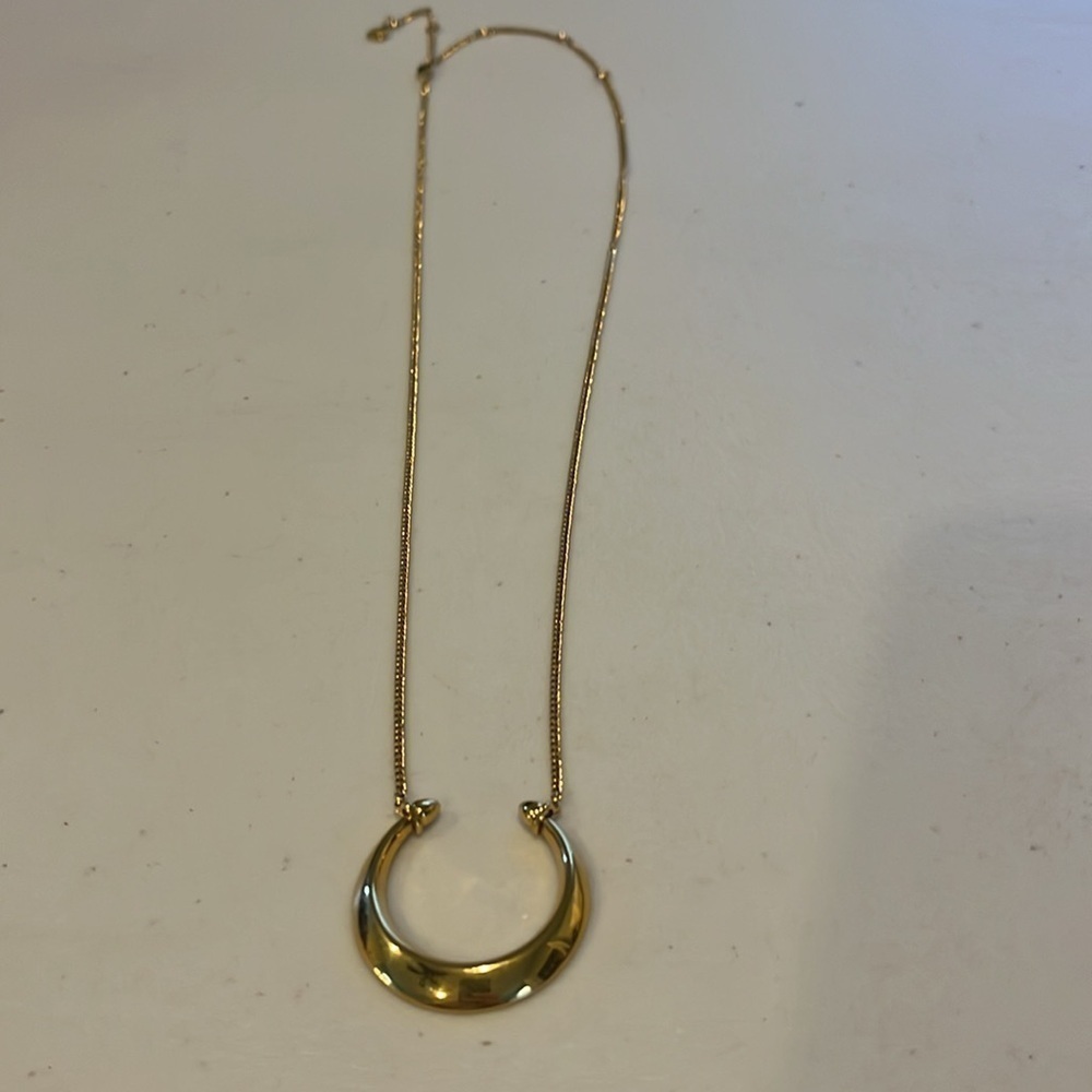 Stella and Dot.  Double horn pendant necklace.  Gold plated